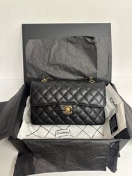 Chanel classic flap 23cm classic flap 25cm classic flap