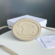 Celine賽琳凱旋門logo月餅包斜挎包，底長16釐米，附件盒子小票。