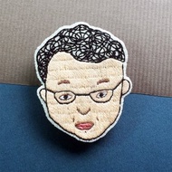 客製化似顏繪人像手工刺繡別針/布章 人像刺繡 紀念禮物母親節禮