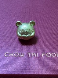 周大福 金 老鼠抱心心手繩串
