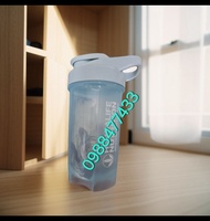 Bình Cốc Ly lắc sữadinh dưỡng protein có các màu xanh hồng nhạtxanh lá