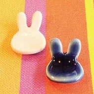 【有田燒】兔子雙色琉璃色筷架2入組