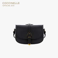 COCCINELLE กระเป๋าสะพายผู้หญิง รุ่น MAGALU CROSSBODY BAG 150101 สี NOIR
