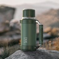【TKK】金剛系列316不鏽鋼 手提+背帶 保溫運動水壺2000ML-蒼岭綠