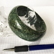 [HCM]Vòng tay cẩm thạch bản cao 3 cm cho nam mệnh Hỏa và Mộc ngọc của Việt Nam đủ size ( từ 6.0 đến 