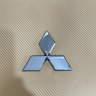 Logo* Mitsubishi There Are Two Colors. Size* 9.5x10.5cm Per Piece