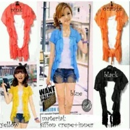 2-in-1 blouse with wavy bolero and white inner