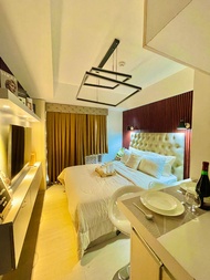 อพาร์ตเมนต์ 1 ห้องนอน 1 ห้องน้ำส่วนตัว ขนาด 33 ตร.ม. – เดล พิลาร์ (Grey’s Suite At Azure North Pampa