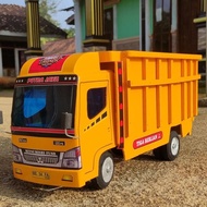 Miniatur Mobil Truk Oleng Kayu Mobilan Mainan Anak Truck Oleng Kayu