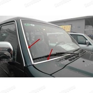 Mitsubishi Pajero Montero V31 V32 V33 v43 car front window seal molding trim