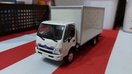 Kyosho Hino 300 系列 Hybrid 貨車模型