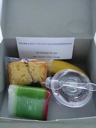 snack box/box makanan/nasi box/snack kue syukuran/7 bulanan