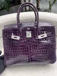 Hermes Birkin 30 二手愛馬仕birkin30紫羅蘭亮面倒v鰐魚鑽扣手提包o刻，成色很好，鎖鑰匙丟失