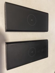 小米無線充電行動電源（每個$45，要曬$80）