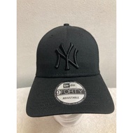 New Era 9Forty NY Yankees All Black Cap and Logo New Era Cap Baseball Cap