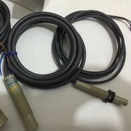 E2K-X8ME1 E2K-X8MF1 E2K-X8MY1 M18 Capacitive Proximity Switch Sensor New High Quality