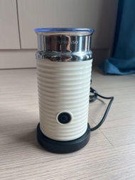 Nespresso 奶泡機