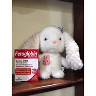 White Fero Long Earring Rabbit