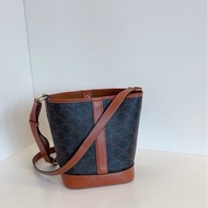 Celine 賽琳 凱旋門老花水桶包 小號