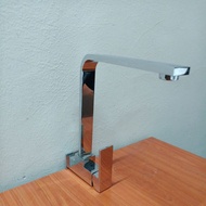 onimi akron Doe Johnson Bareno Sorento Felice wall mount sink cold tap