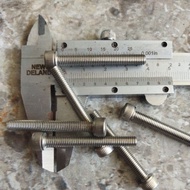 Stainless steel L bolt M5x40mm thread bolt 8 A2-70