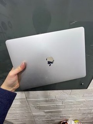 超輕薄Macbook pro 13-inch  2017 i5 8gb ram 128gb