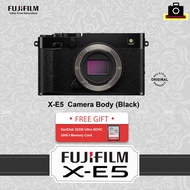 FUJIFILM X-E5 Mirrorless Camera with XF 23mm f/2.8 Lens black / silver