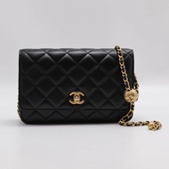 CHANEL 經典羊皮WOC - 金球黑金