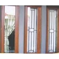 teralis jendela teralis jendela alumunium dan kayu /pengaman jendela / teralis kasa nyamuk magnet