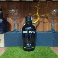 99% beautiful new BullDog foreign wine bottle (empty bottle)