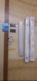 100%全新LED 感應燈(暖黃光) (USB充電)(只剩最後1支)
