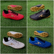 Specs BOLD Soccer Shoes. Soccer Shoes specs