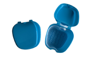 กล่องพลาสติกแช่ฟันปลอม กล่องรีเทนเนอร์ จัดฟัน ดัดฟัน  1ชิ้น สินค้ามี2สีให้เลือก สีฟ้าและสีน้ำเงิน