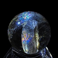 收藏級 彩虹光 晶中晶 淨透 高品質 稀有 水晶球 水晶中的 舍利子