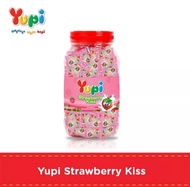 Yupi Strawberry Kiss Jar 300 gram