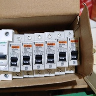 Mcb 1P 32A/C32 merlin gerin NC45N