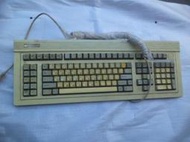 露天二手3C大賣場 骨董 586AT大頭鍵盤 機械式鍵盤 二手 品號 817