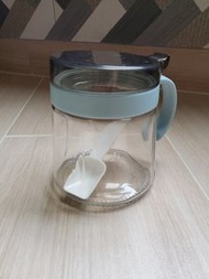 全新，玻璃調味盒， 崇光百貨買回來，現讓： 25元，屯門市中心取