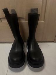 Bottega Veneta 厚底長靴