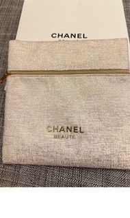2024 Chanel 秋季pop up store 款😘現貨❤️包郵**😍超美 😍全新米白金線twist 料Chanel beaute方型米白化妝袋 /pouch /clutch / Cosmeti