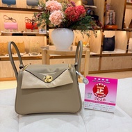 門市現貨 Hermes Lindy 26  8Q ghw beige marfa K stamp