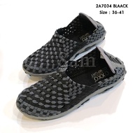 [ส่งเร็วพิเศษ!] 8am รองเท้าผ้าใบ ยางยืด เพื่อสุขภาพ วัสดุเป็นเส้นใยอีลาสติกความยืดหยุ่น นิ่ม ใส่สบาย