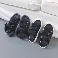 Summer Korean Sandals Men Outdoor Fashion Anti Slip Beach Shoes Breathable Casual Men Sandals