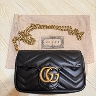 全新Gucci Super Mini Marmont 斜背包 黑色