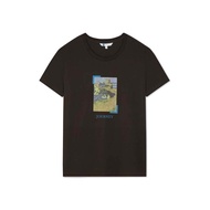 AIIZ (เอ ทู แซด) - เสื้อยืดคอกลมผู้หญิง พิมพ์ลายกราฟิก Womens Traveling Graphic T-Shirts