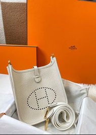 Hermes Mini Evelyne craie 金扣