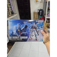 Bandai 1/144 RX-78F00/E Gundam (EX-001 G.L.R.S.S. Feather Equipment)