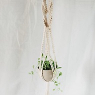 Macrame Plant Hanger / Braid knots