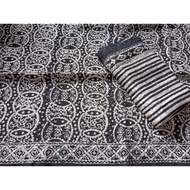 Kain Batik Viscose Semi Sutra Hitam Putih Batik