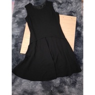 G2000 Black Dress Slim Fit Beautiful Flared Skirt Very New